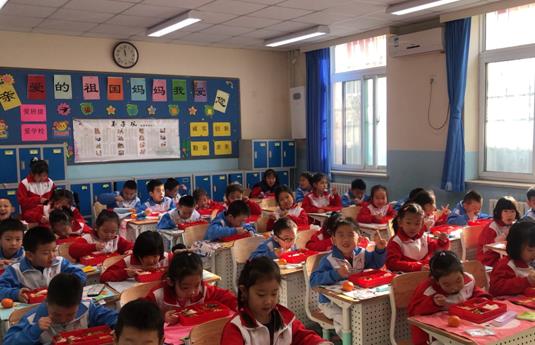卓耐為學校（教育培訓機構(gòu)）提供新風系統(tǒng)解決方案，教室怎么安裝新風換氣機